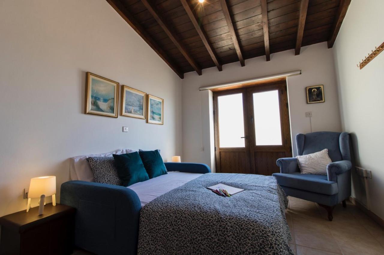 Samareitidos Light Cottage Anaphotia Экстерьер фото