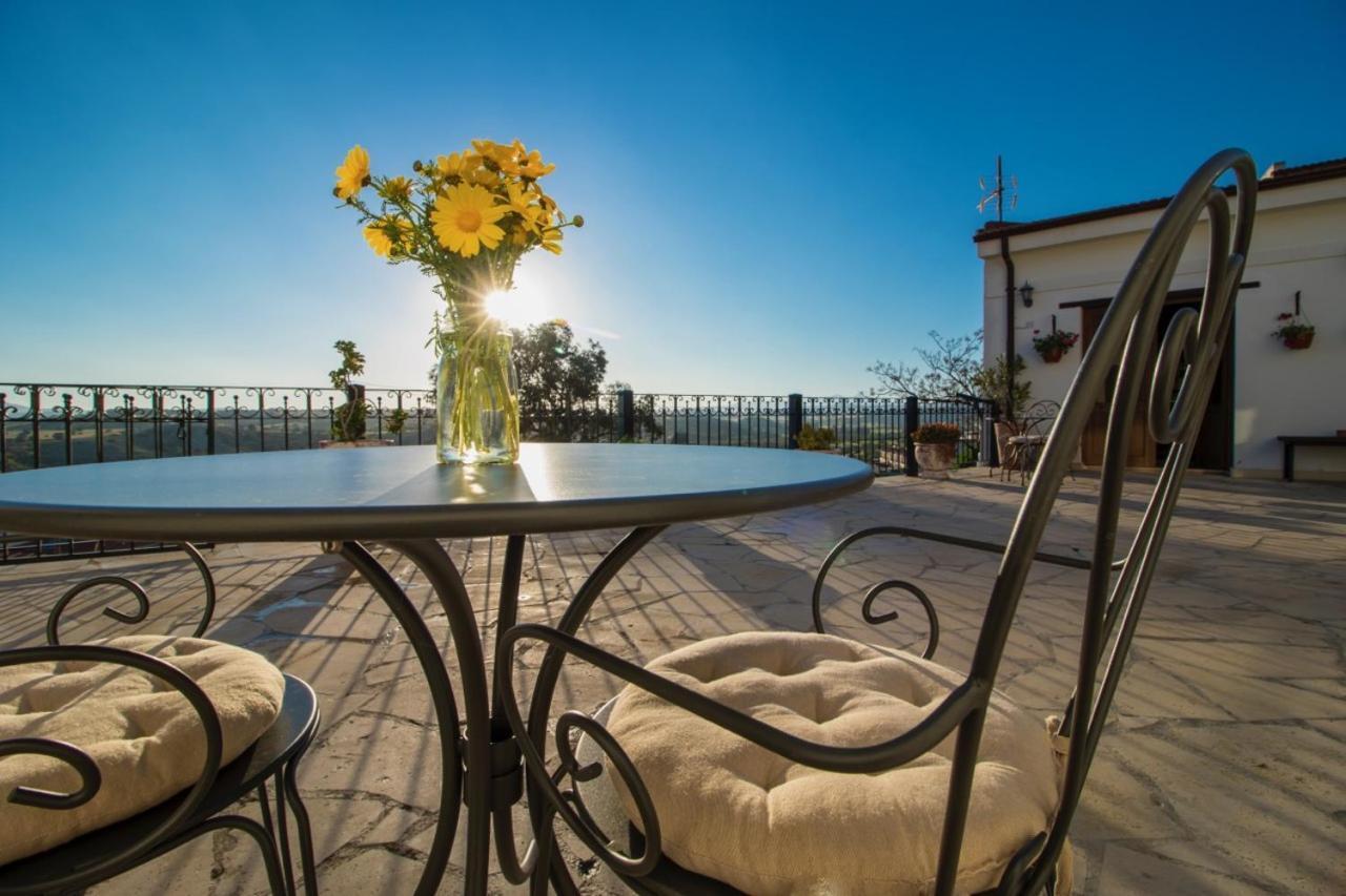 Samareitidos Light Cottage Anaphotia Экстерьер фото